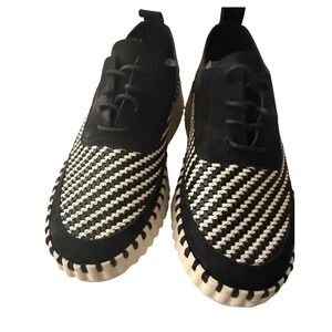 Bernie Mev New York Black White Woven Scalloped Platform  Lace Up  Shoes Size 38